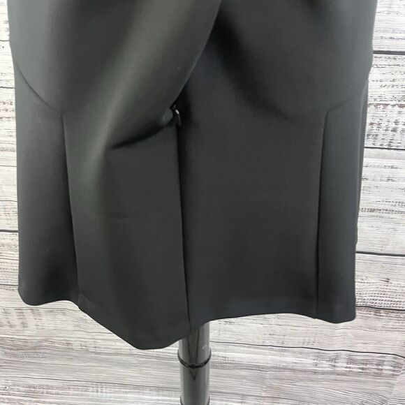 Ann Taylor Skirt size 2 Black Stretch A Line Above Knee Length Stretch Cocktail - Picture 8 of 9